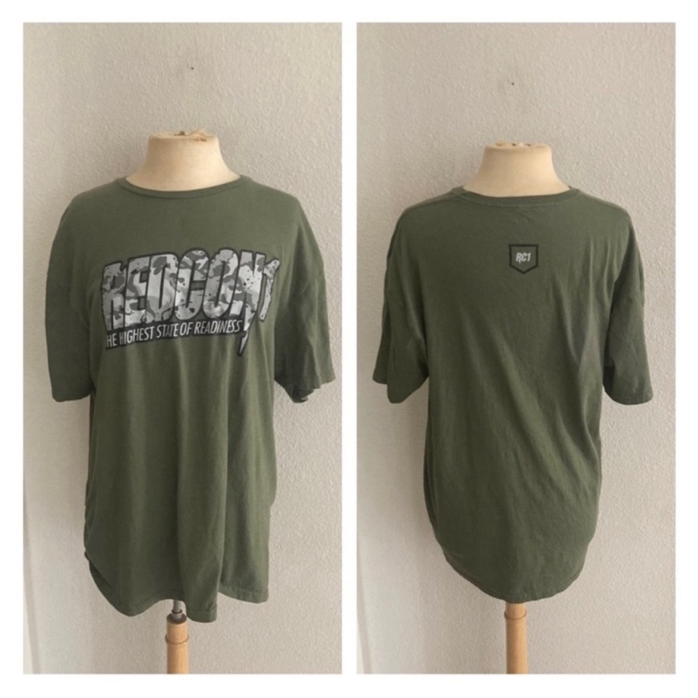 ❤️$5 RedCon1 t-shirt *unisex sizing*